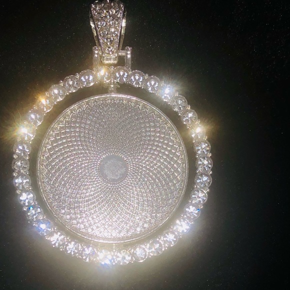 One of a kind beautiful hand made custom rotating memory pendant charm huge sale - Picture 3 of 11